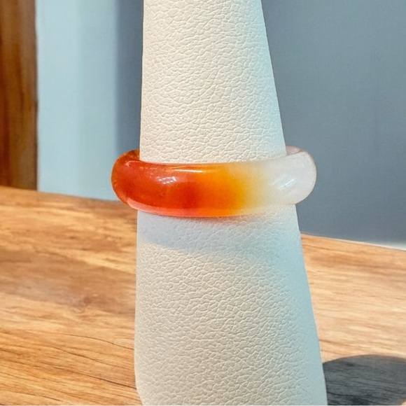 Carnelian Crystal Stone Ring & Carved Heart - Picture 7 of 8